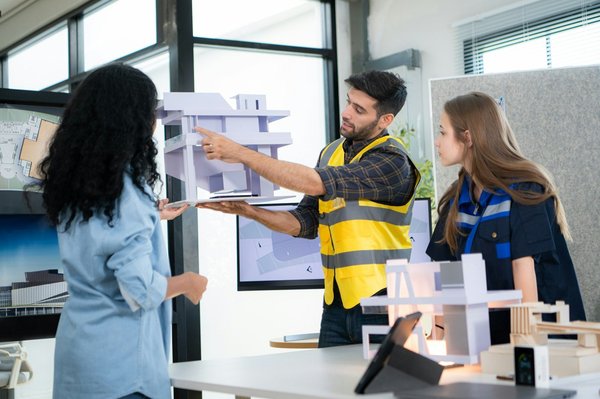 Explorez les carrières d'architecte cloud et trouvez votre futur emploi